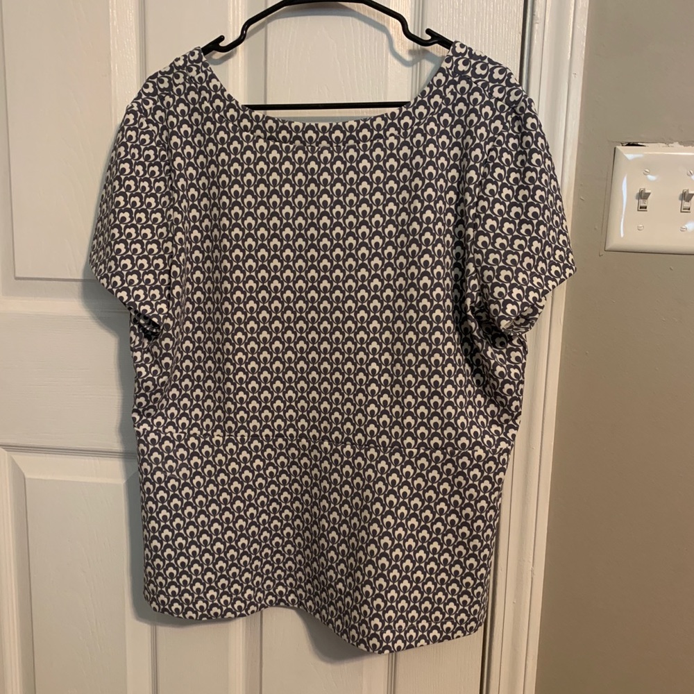 Ann Taylor light blue/gray peplum top!